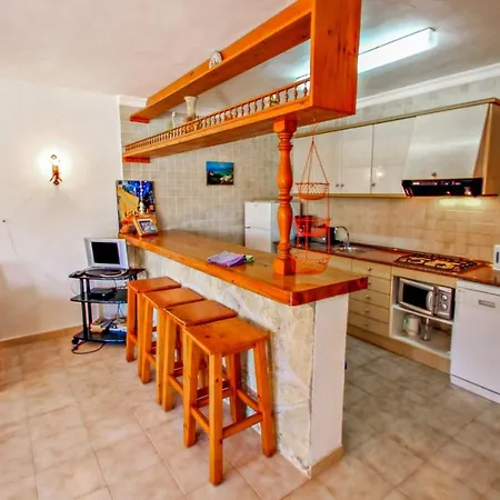 Rondel Villa *